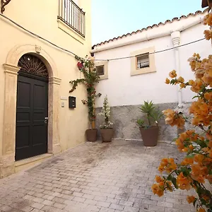 Nòtia Noto